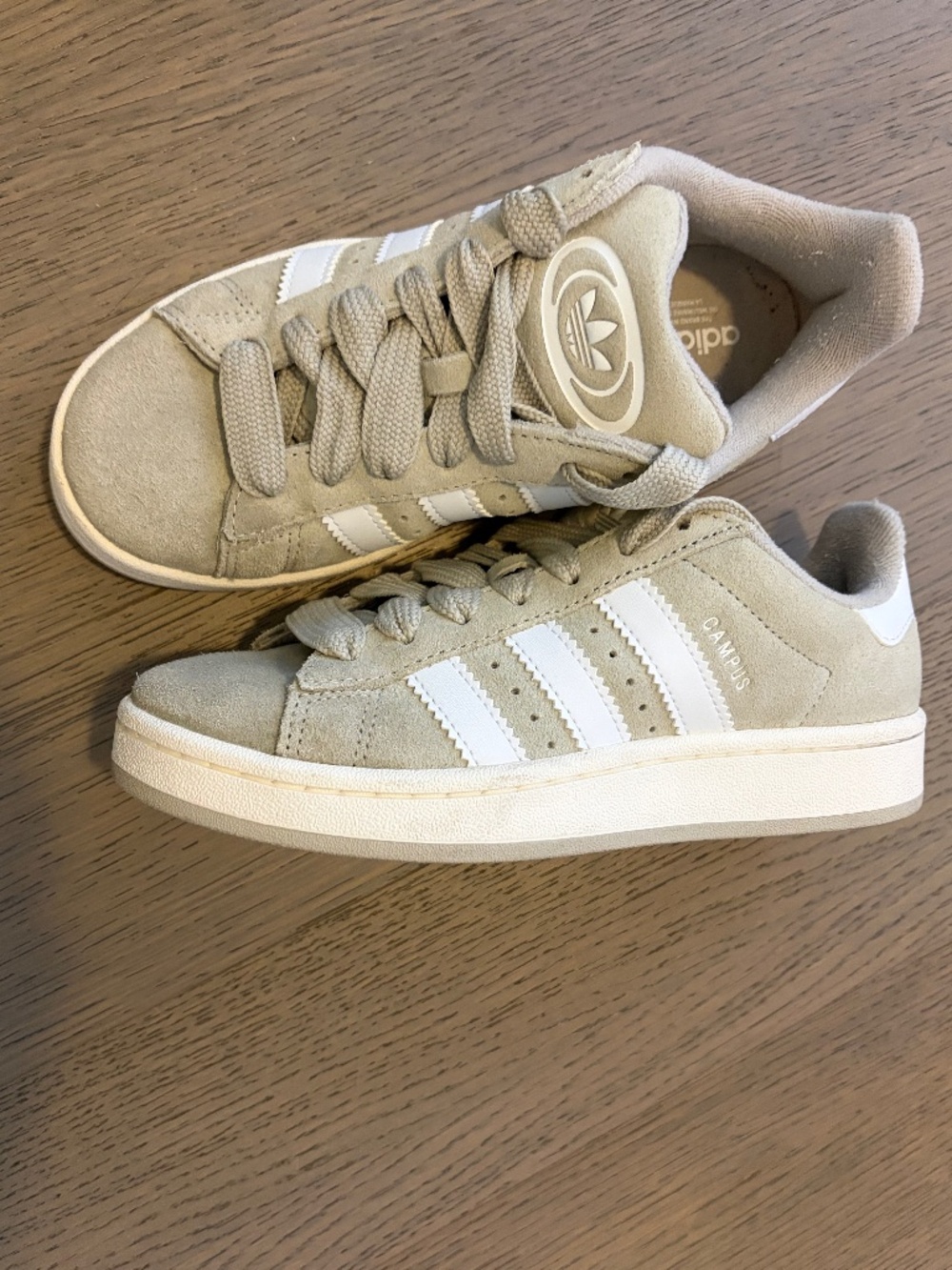 Adidas Campus sneakers - Woman’s size 6 grey